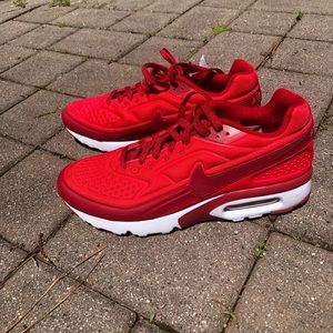 Nike Air Max Red